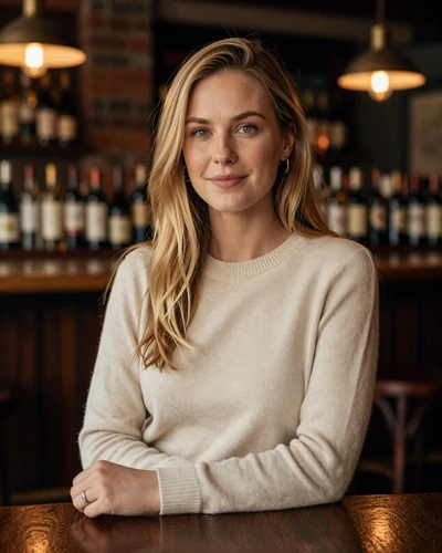 Aspen, verified LuxyMeet member at Denver LoDo wine bar